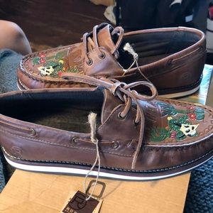 Roper moccasin